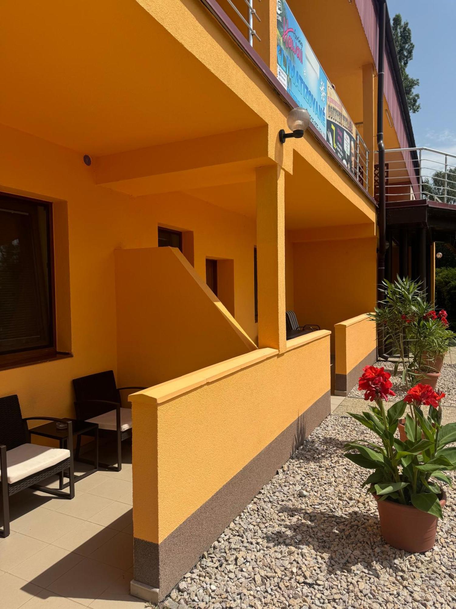פאטינצ'ה Apartmany Hawaii מראה חיצוני תמונה
